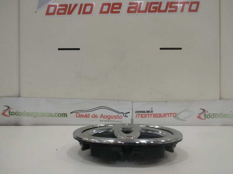 ANAGRAMA DELANTERA TOYOTA RAV 4 Active   |   01.14 - 12.15