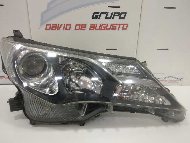 FARO DERECHO TOYOTA RAV 4 Active   |   01.14 - 12.15
