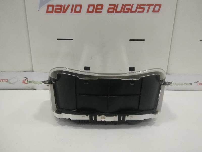 CUADRO INSTRUMENTOS TOYOTA RAV 4 Active   |   01.14 - 12.15