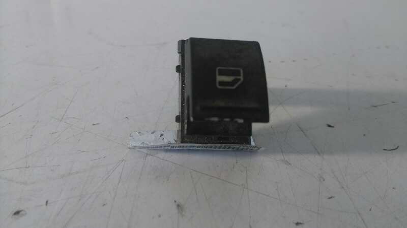 MANDO ELEVALUNAS DELANTERO DERECHO SEAT LEON (1P1) *   |   0.05 - ...
