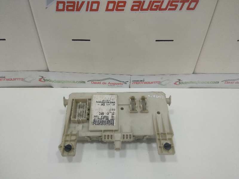 CAJA RELES / FUSIBLES FORD C-MAX (CB3) Ambiente   |   02.07 - ...
