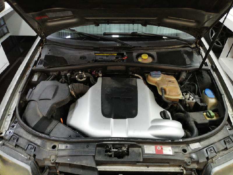 AUDI A6 ALLROAD (4B) AUDI A6 ALLROAD (4B) 2.5 foto 4