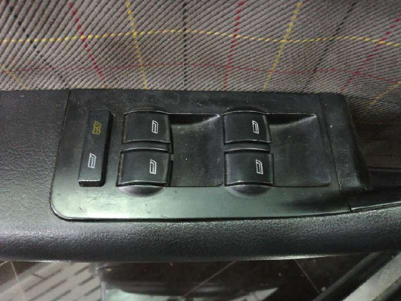 AUDI A6 ALLROAD (4B) AUDI A6 ALLROAD (4B) 2.5 foto 9
