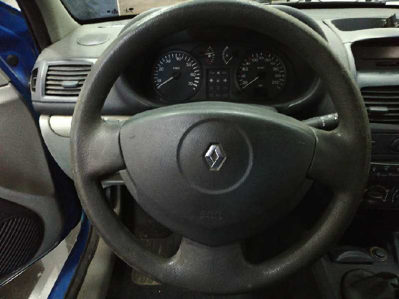 RENAULT CLIO II FASE II (B/CB0) Authentique Motor 1,2 Ltr. - 55 kW foto 9
