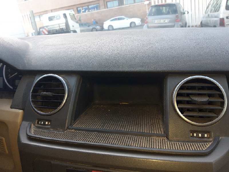 AIREADOR CENTRAL LAND ROVER DISCOVERY (...) V6 TD HSE   |   08.04 - 12.09
