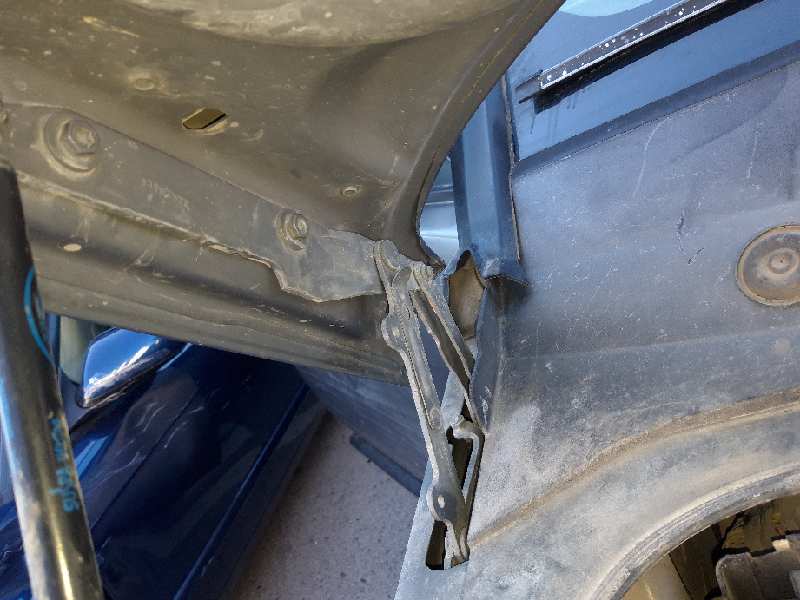 BISAGRA CAPOT DERECHA LAND ROVER DISCOVERY (...) V6 TD HSE   |   08.04 - 12.09