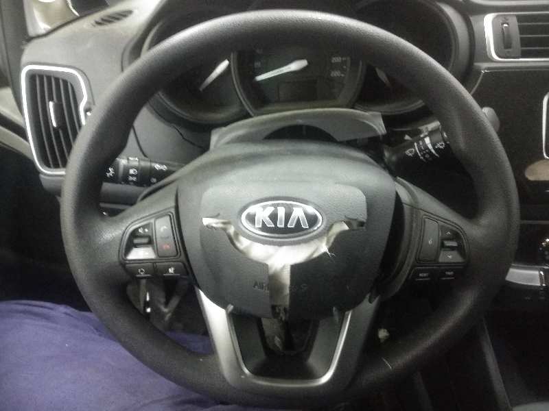 KIA RIO Basic   |   12.14 - 12.16 foto 9