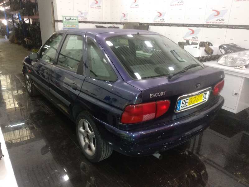 FORD ESCORT BERL./TURNIER Atlanta Berlina   |   0.95 - ...