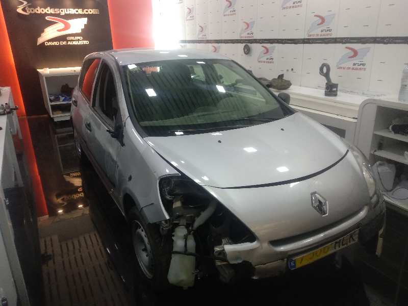 RENAULT CLIO III Authentique   |   10.10 - 12.11 foto 2