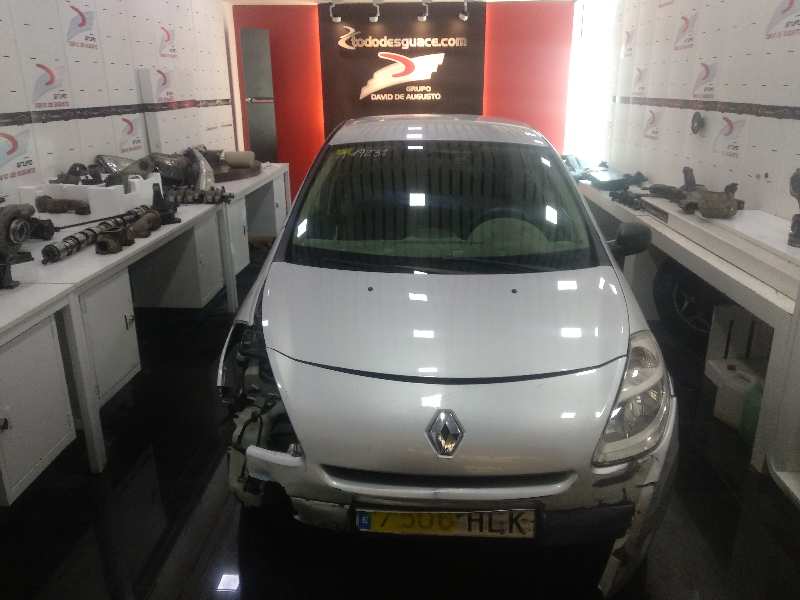RENAULT CLIO III Authentique   |   10.10 - 12.11 foto 3