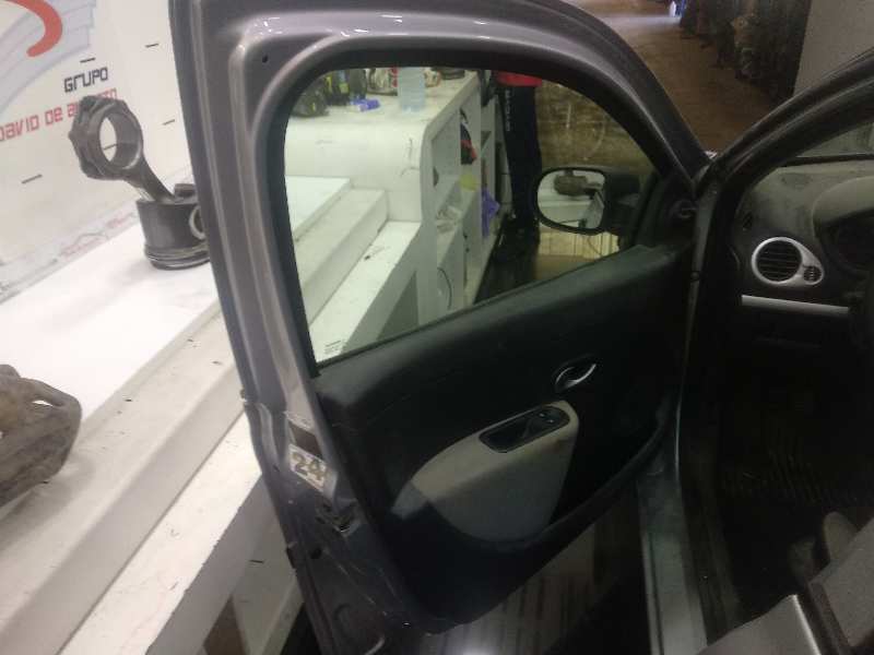 RENAULT CLIO III Authentique   |   10.10 - 12.11 foto 7