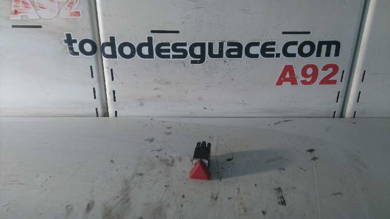 INTERRUPTOR SOS VOLKSWAGEN GOLF V BERLINA (1K1) Conceptline (E)   |   0.03 - ...