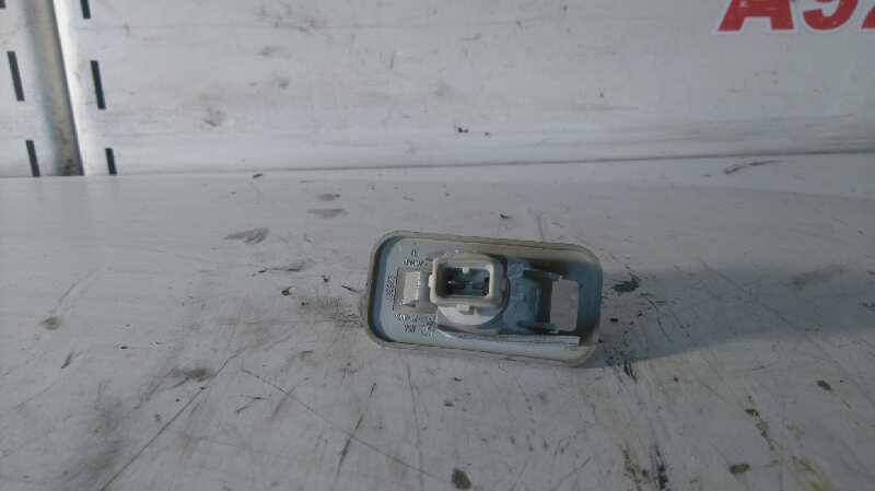 PILOTO MATRICULA TOYOTA AVENSIS BERLINA (T25) 2.0 D4-D Executive Berlina (5-ptas.)   |   0.03 - ...