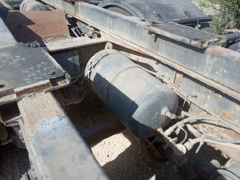 SCANIA SERIE 4 (P/R 114 L) FG     340 (6X2)  E2/E3 Corto CR 13 / 14 B   |   01.96 - 12.04 foto 8