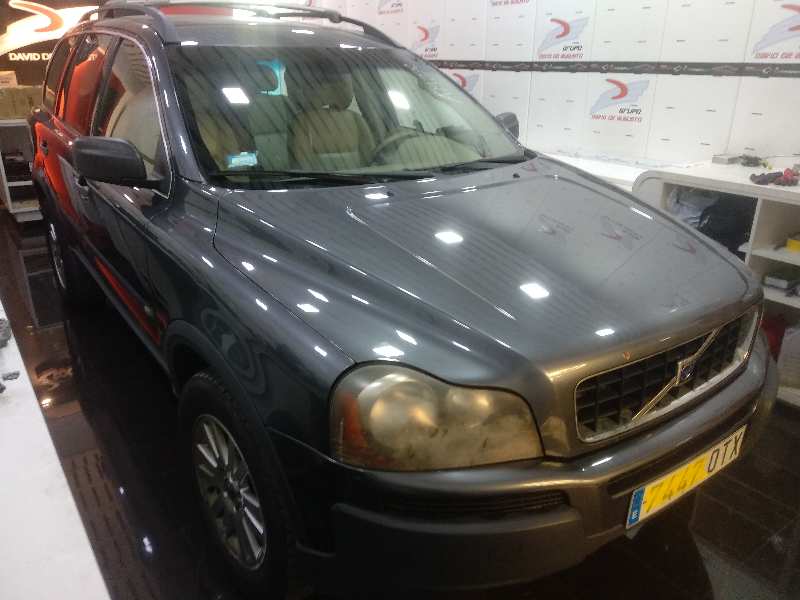 VOLVO XC90 (2002-2014) D5 (7 Sitze) foto 2