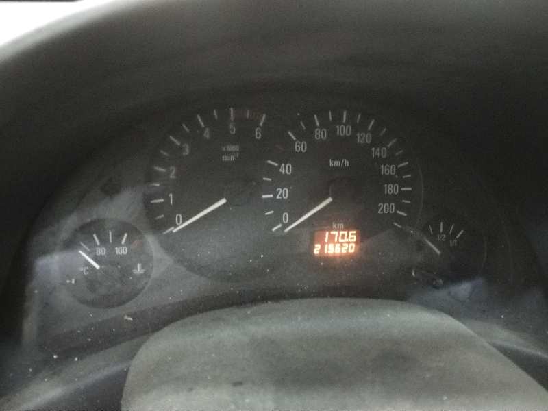 OPEL COMBO (CORSA C) Familiar Motor 1,3 Ltr. - 55 kW 16V CDTI foto 9