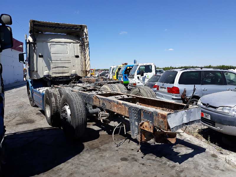 SCANIA SERIE 4 (P/R 114 L) FG     340 (6X2)  E2/E3 Corto CR 13 / 14 B   |   01.96 - 12.04 foto 3