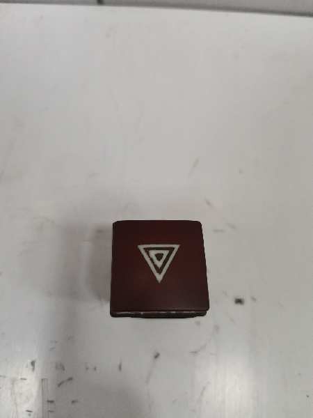 INTERRUPTOR WARNING PEUGEOT 207 CC Sport   |   0.07 - ...