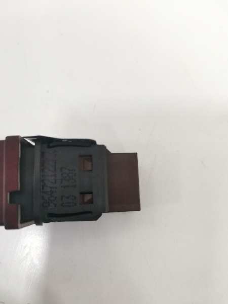 INTERRUPTOR WARNING PEUGEOT 207 CC Sport   |   0.07 - ...