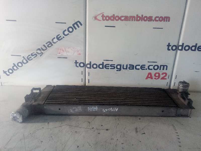 RADIADOR INTERCOOR RENAULT MEGANE II FAMILIAR Authentique   |   0.03 - ...