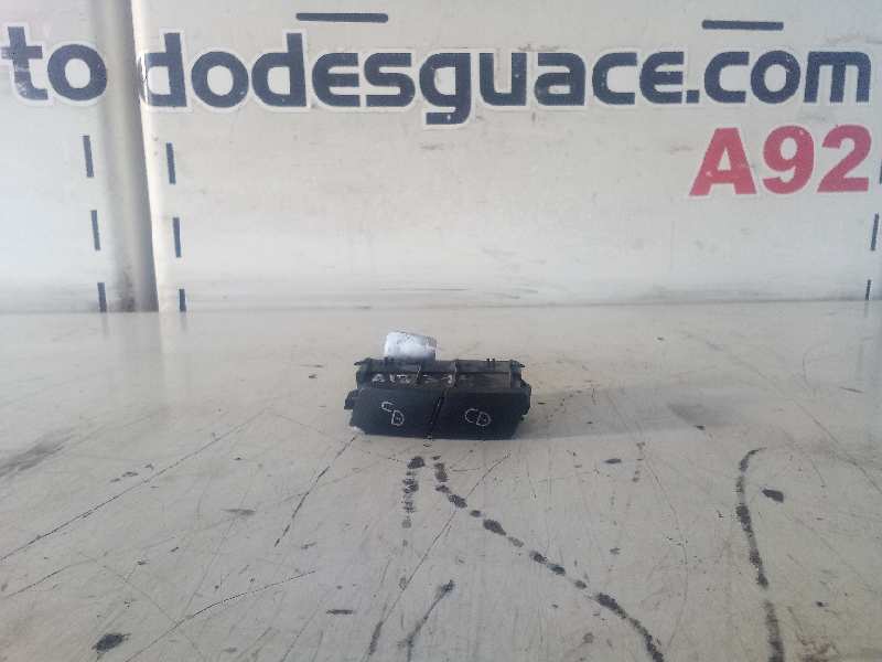 INTERRUPTOR CIERRE CENTRALIZADO MERCEDES CLASE C (W204) LIM. C 300 CDI 4-Matic BlueEfficiency (204.092)   |   01.11 - 12.14