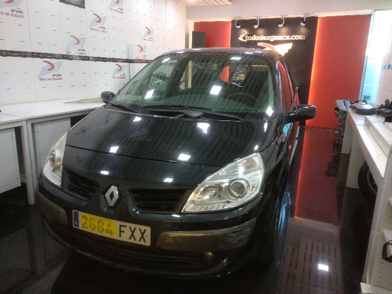 RENAULT SCENIC II Grand Business Motor 1,9 Ltr. - 96 kW dCi Diesel