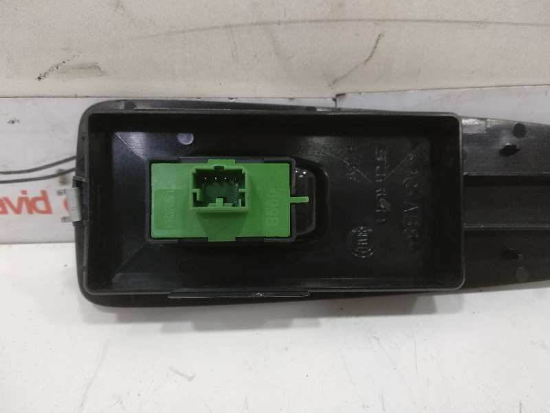 MANDO ELEVALUNAS DELANTERO DERECHO PEUGEOT BOXER CAJA CERRADA (BAT. 3450) (333) HDi (330)   |   10.08 - 12.19