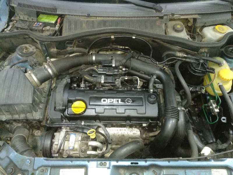 OPEL CORSA C Club Motor 1,7 Ltr. - 55 kW 16V DTI CAT (Y 17 DT / LR6) foto 6