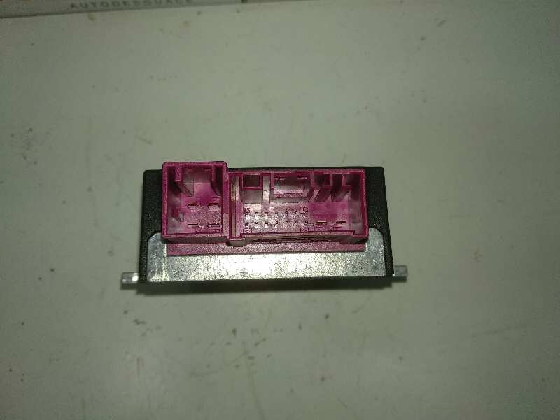 UCE ECU BMW SERIE 3 BERLINA (E90) 320d   |   03.10 - 12.11