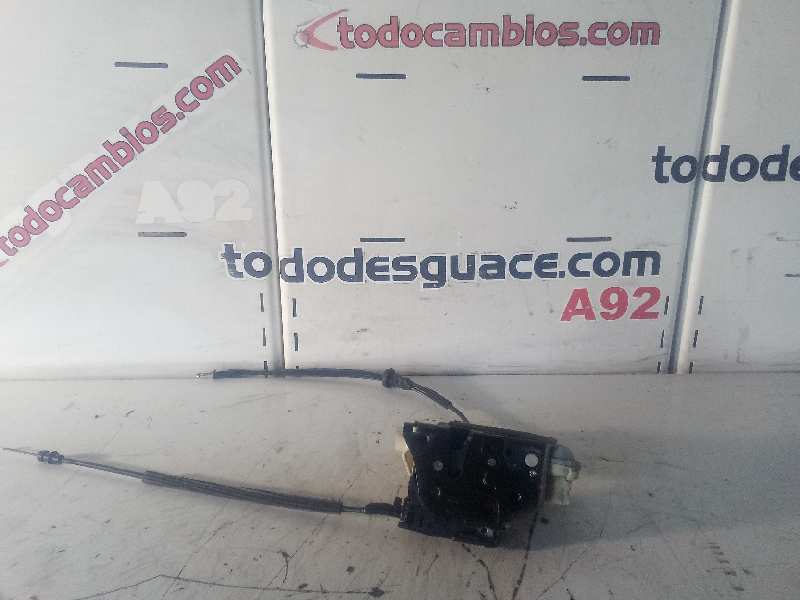 CERRADURA PUERTA DELANTERA DERECHA foto 3