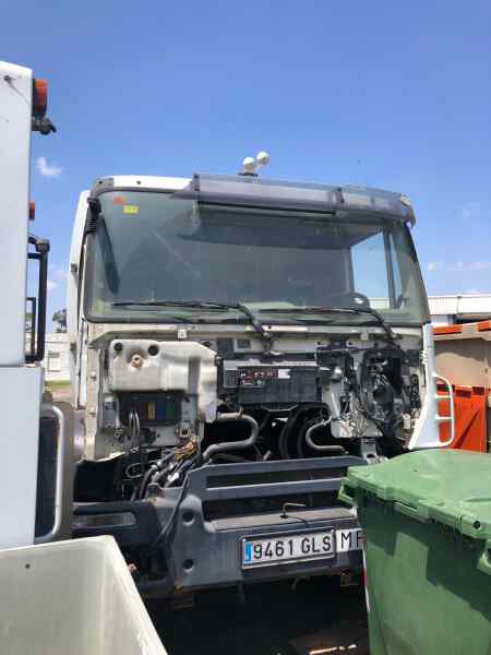 IVECO STRALIS (AD/AT) FG    AD   Y / P   6X2 Tráfico urbano   |   05.03 - 12.13