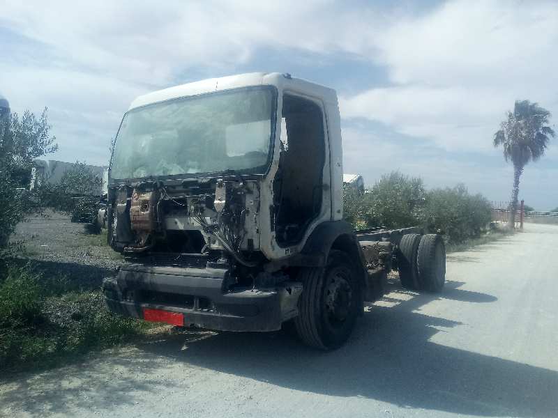 RENAULT HD 250.18 PREMIUM E2 FG      Modelo 250.18   184 KW cabina para dormir   |   01.96 - 12.01 foto 2