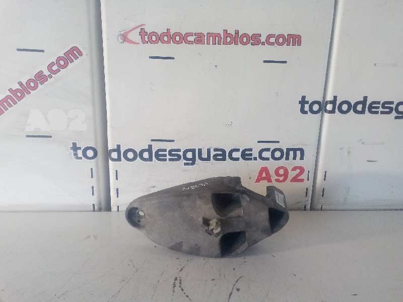 SOPORTE TACO MOTOR IZQUIERDO SEAT CORDOBA BERLINA (6K2) Tour