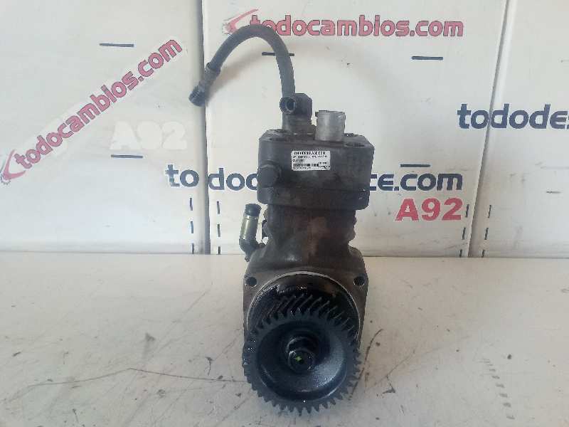 COMPRESOR MERCEDES-BENZ ATEGO 6 CYL. 4X4 2005 -> *
