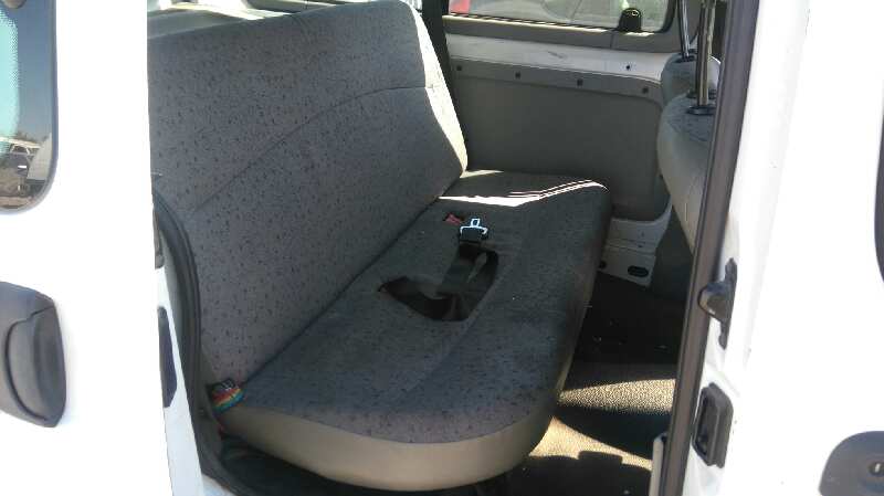 RENAULT KANGOO (F/KC0) Alize Motor 1,5 Ltr. - 48 kW dCi Diesel foto 6