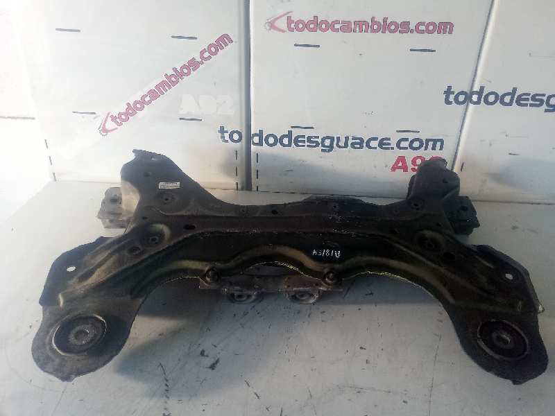 CUNA MOTOR VOLKSWAGEN GOLF IV BERLINA (1J1) Básico   |   0.97 - ...