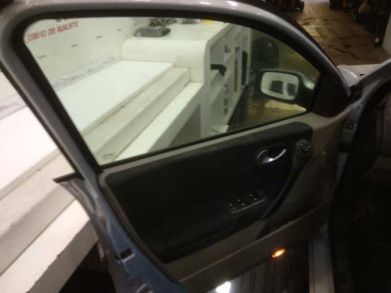 RENAULT MEGANE II BERLINA 5P Confort Authentique Motor 1,9 Ltr. - 88 kW dCi Diesel