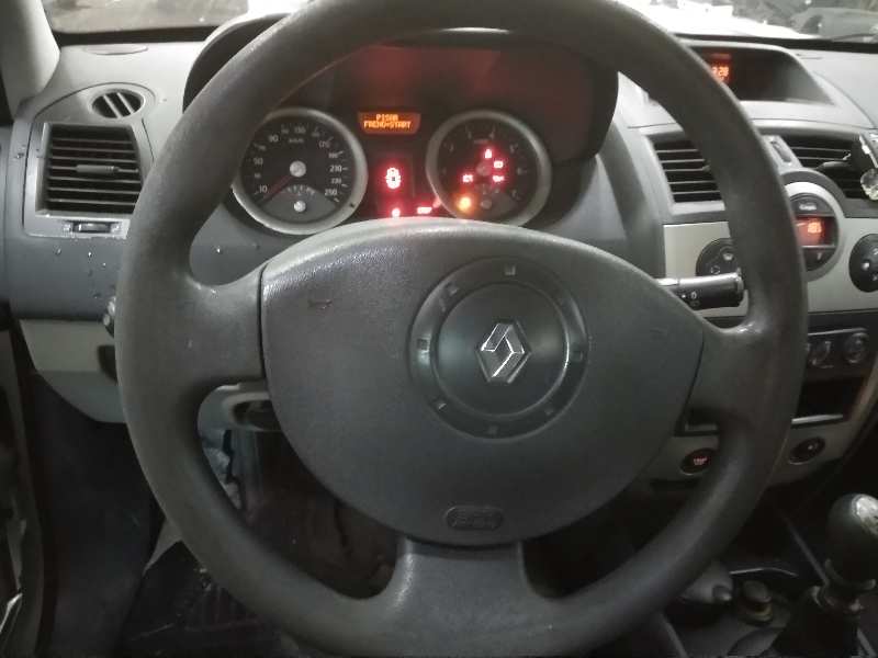 RENAULT MEGANE II BERLINA 5P Confort Authentique Motor 1,9 Ltr. - 88 kW dCi Diesel
