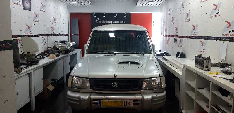 ESTRIBERA DERECHA MITSUBISHI GALLOPER (HYUNDAI) 2.5 TD (5-ptas.)