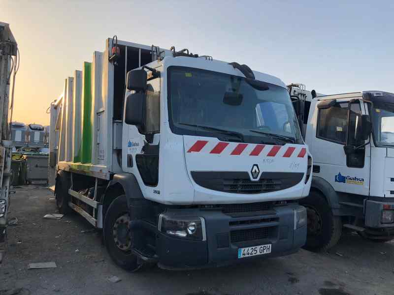RENAULT PREMIUM DISTRIBUTION Fg 4x2 Corto Motor 7,2 Ltr. - 206 kW Diesel