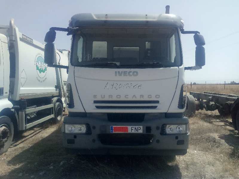 IVECO EUROCARGO 05.03 -> ML150 E 250 CV   |   01.03 - 01.08 foto 5