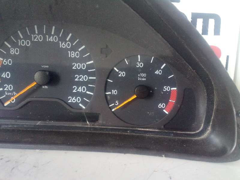 CUADRO INSTRUMENTOS MERCEDES-BENZ CLASE E (W210) BERLINA DIESEL 300 Diesel (210.020)