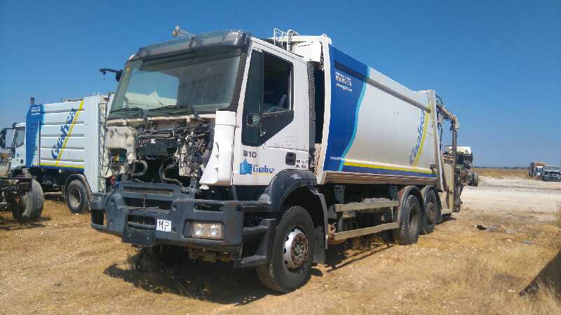 IVECO STRALIS (AD/AT) FG    AD   Y / P   6X2 Tráfico urbano   |   05.03 - 12.13 foto 8