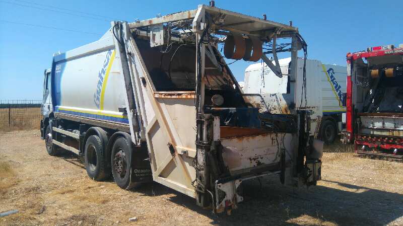 IVECO STRALIS (AD/AT) FG    AD   Y / P   6X2 Tráfico urbano   |   05.03 - 12.13 foto 12