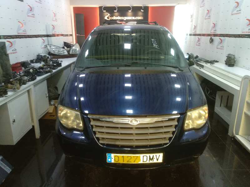 CHRYSLER VOYAGER (RG) 2.4 LX (I)   |   03.01 - 12.04 foto 3