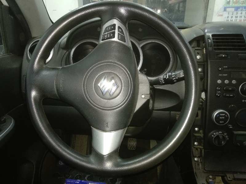 SUZUKI GRAND VITARA JB (JT) 1.9 DDiS JLX-A (5-ptas.)   |   09.05 - 12.10 foto 8