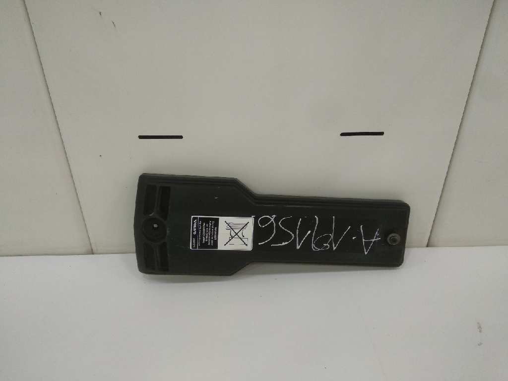 TAPA CAJA CABLES VOLVO FH XXX Fsa 6x2 LOW Largo (LH1 o L2H1)