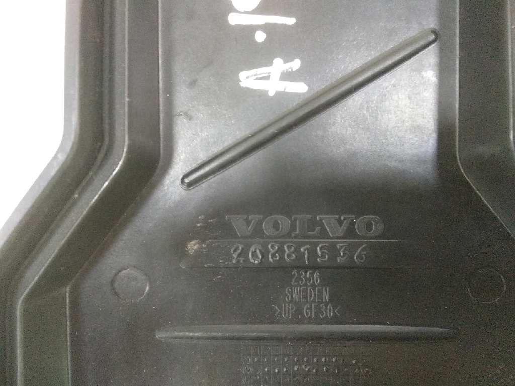 TAPA CAJA CABLES VOLVO FH XXX Fsa 6x2 LOW Largo (LH1 o L2H1)