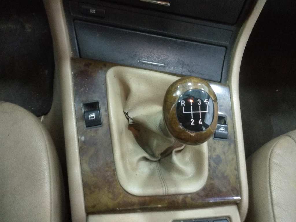 BMW SERIE 3 BERLINA (E46) 320d   |   04.98 - 12.01 foto 11
