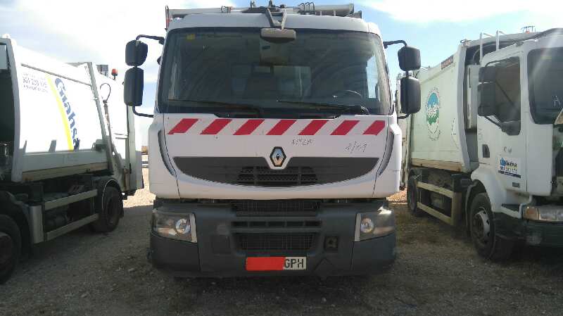RENAULT PREMIUM DISTRIBUTION Fg 4x2 Corto Motor 7,2 Ltr. - 206 kW Diesel